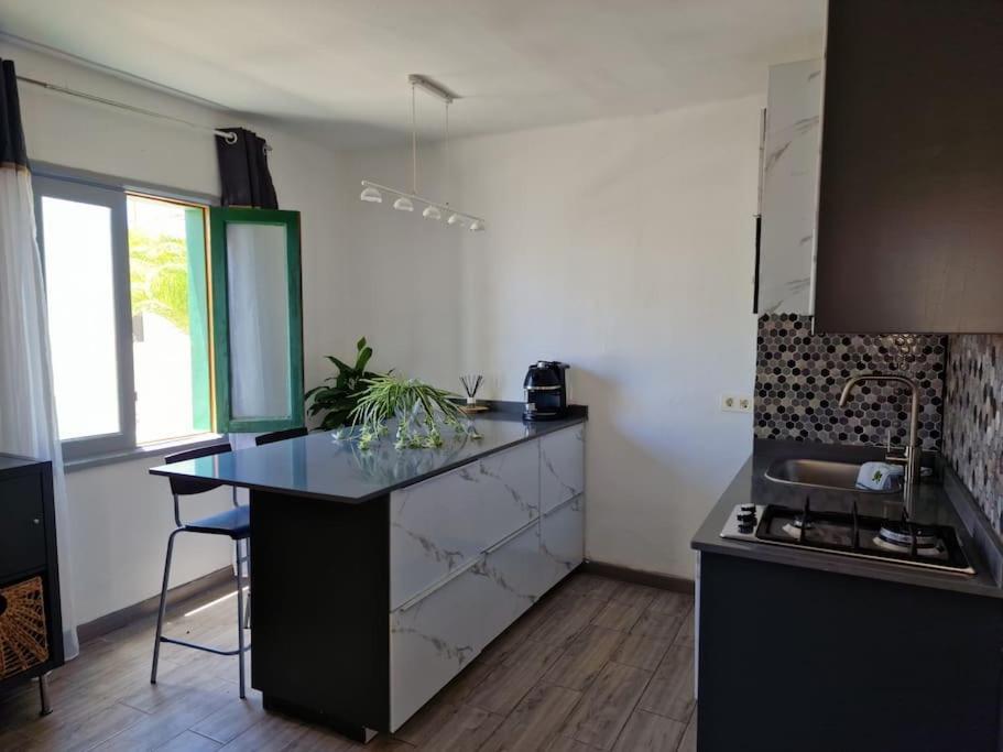 Rockbeach Bungalow Costa Teguise Dış mekan fotoğraf